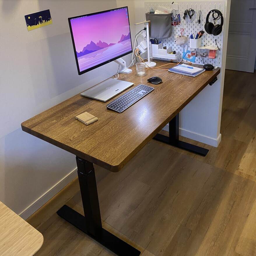 Черный фрейм «SHAPDESK U2» + cтолешница OSMO 727 c закруглениями углов